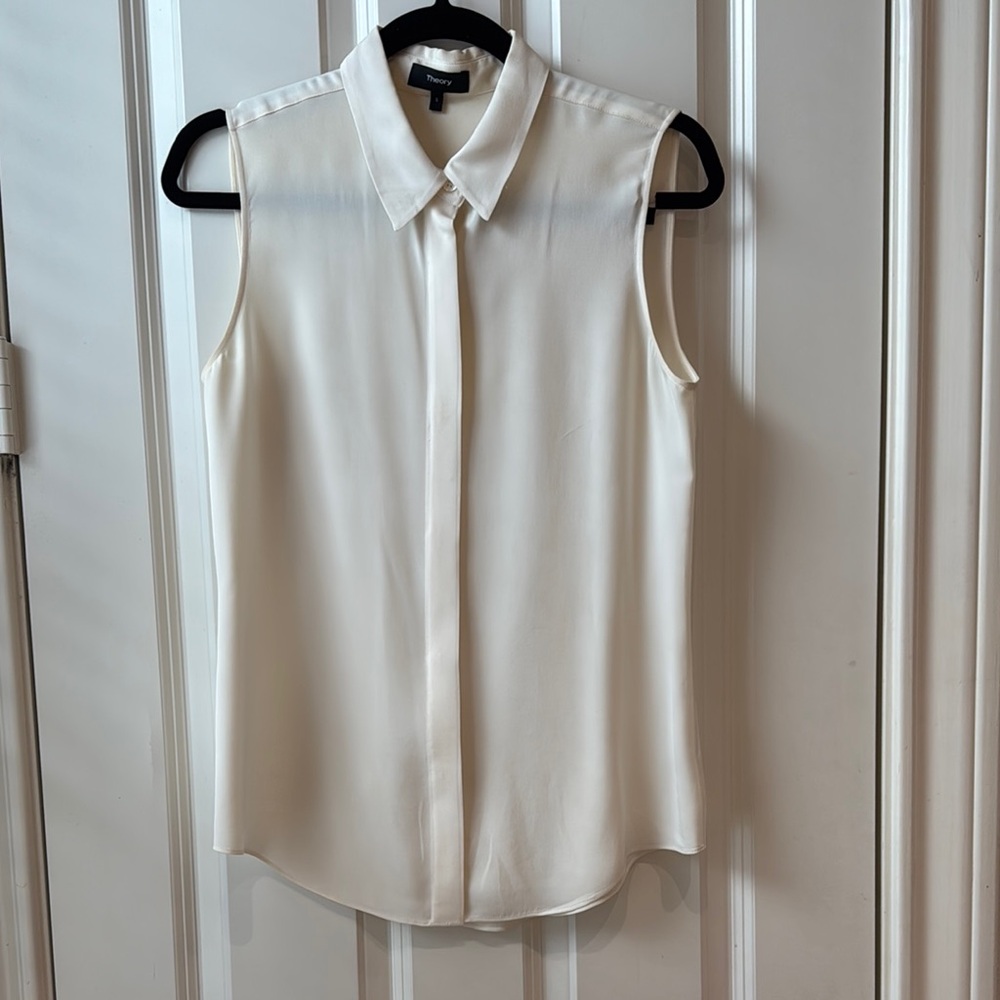 Theory White Sleeveless Button Down Blouse